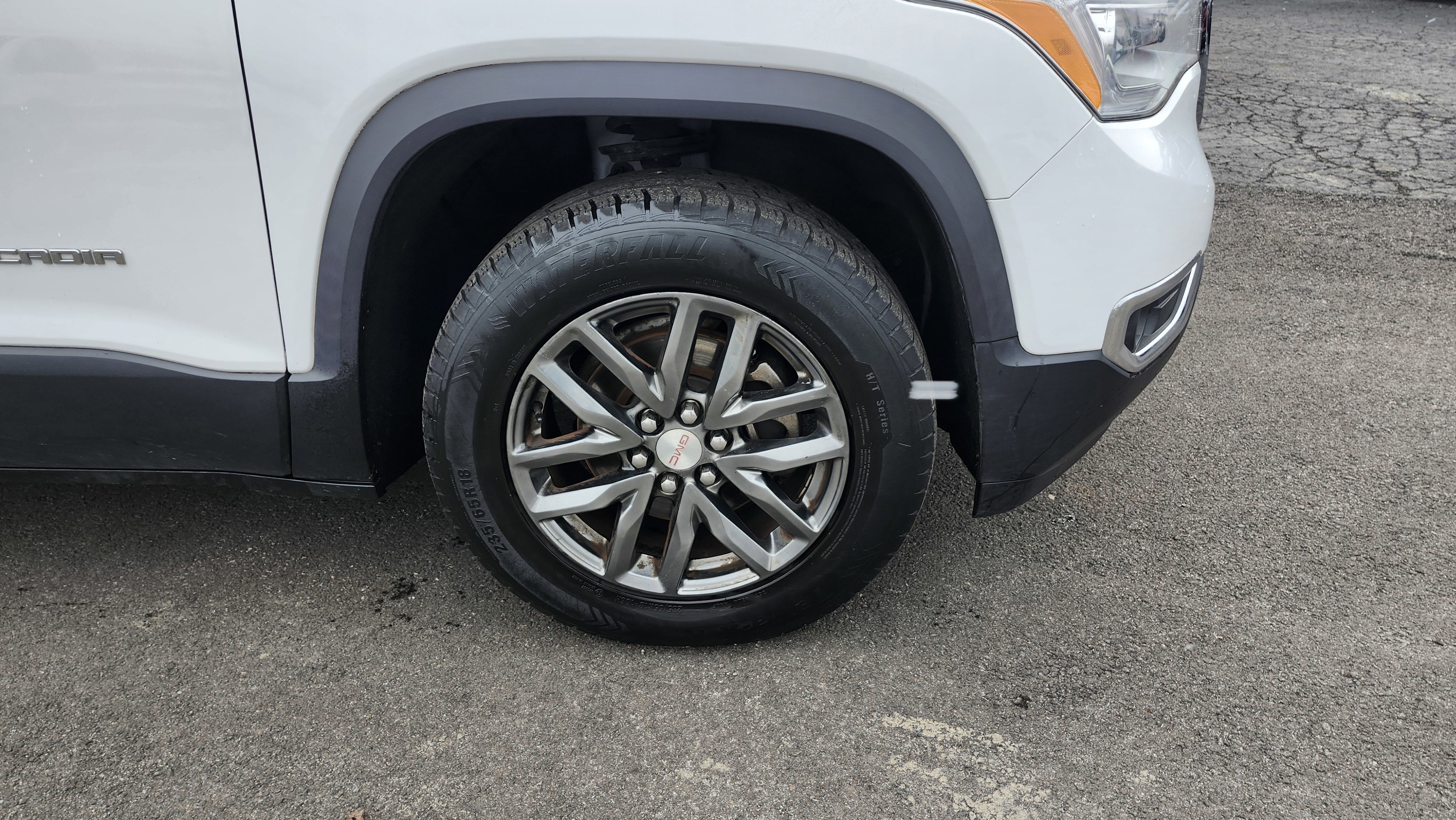 Used 2019 GMC Acadia SLT image 11