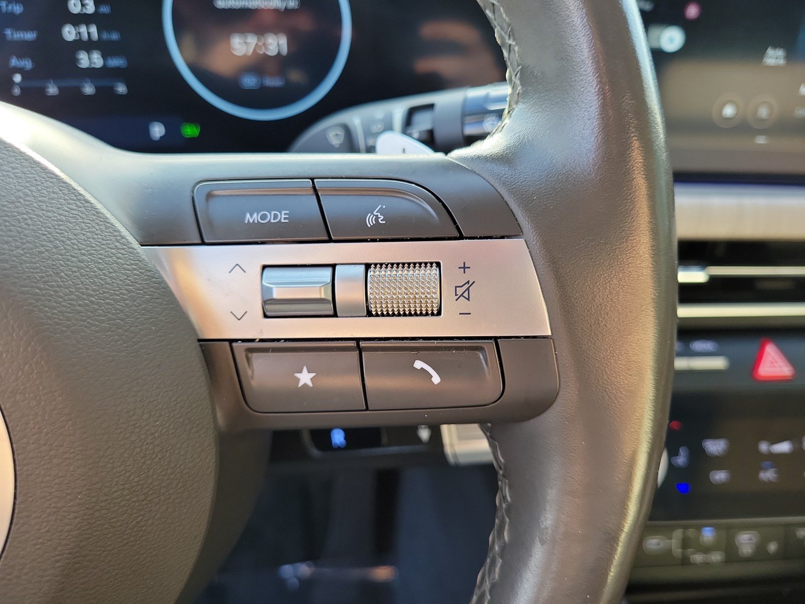 Used 2024 Hyundai Sonata Limited FWD image 19