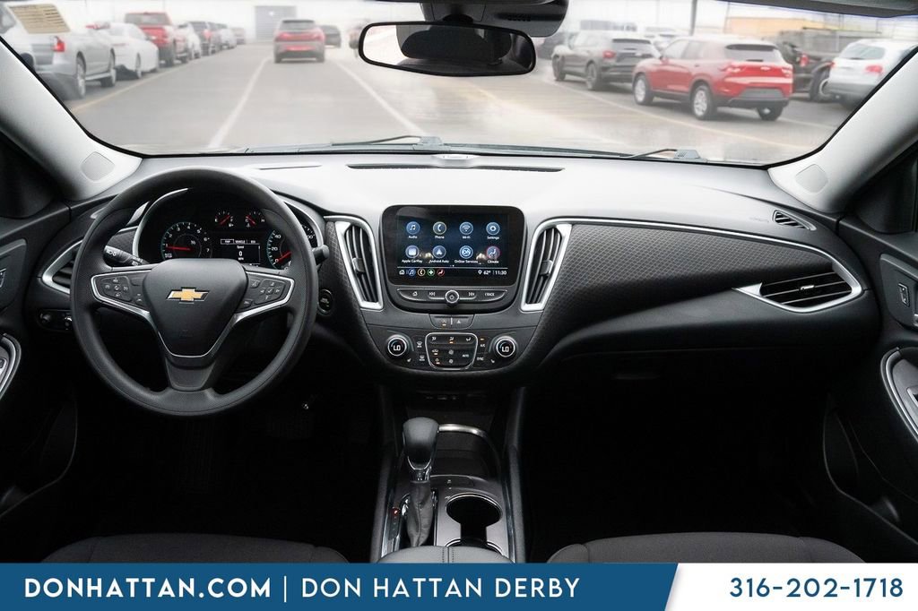 Used 2023 Chevrolet Malibu LT image 4