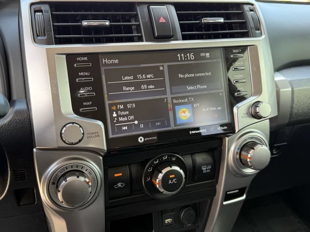 Used 2020 Toyota 4Runner SR5 AWD/4WD image 22