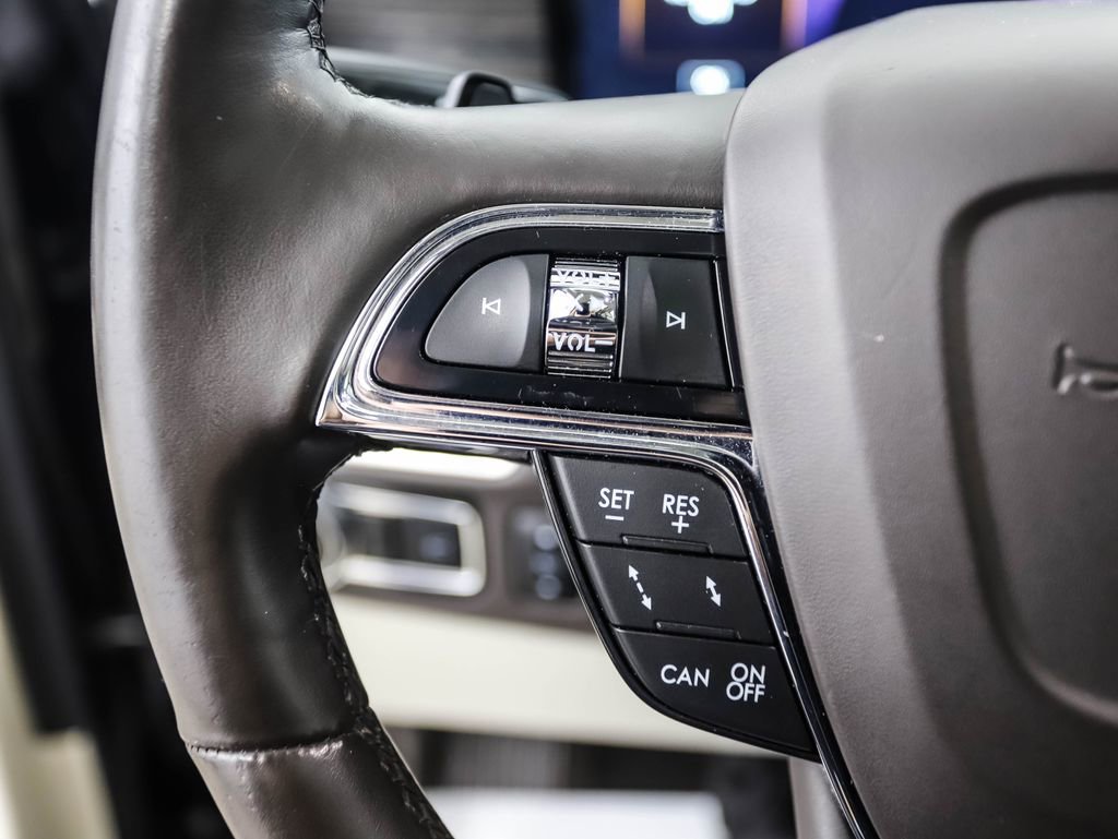 Used 2021 Lincoln Navigator Black Label image 12