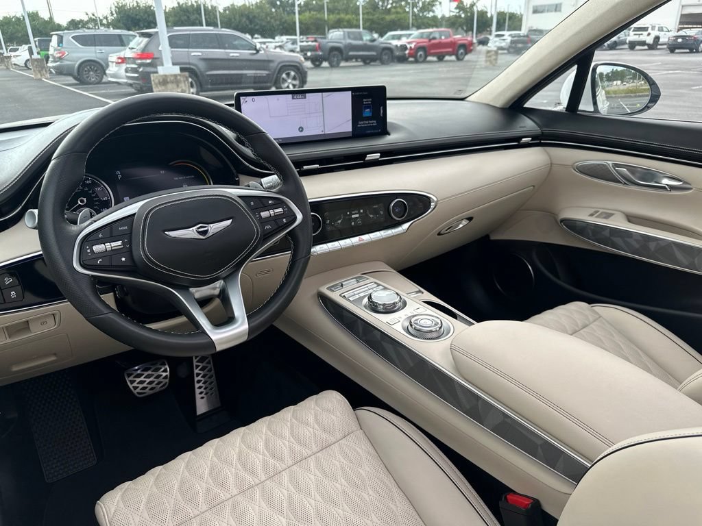 Used 2024 Genesis GV70 3.5T Sport w/ Sport Advanced Package AWD/4WD image 32