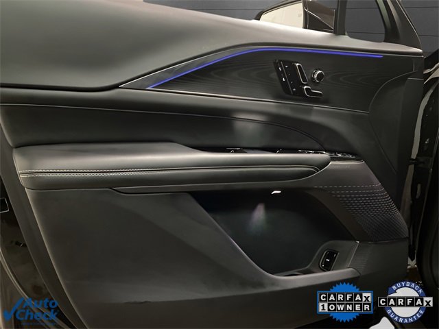 Used 2024 Cadillac Lyriq Luxury image 23