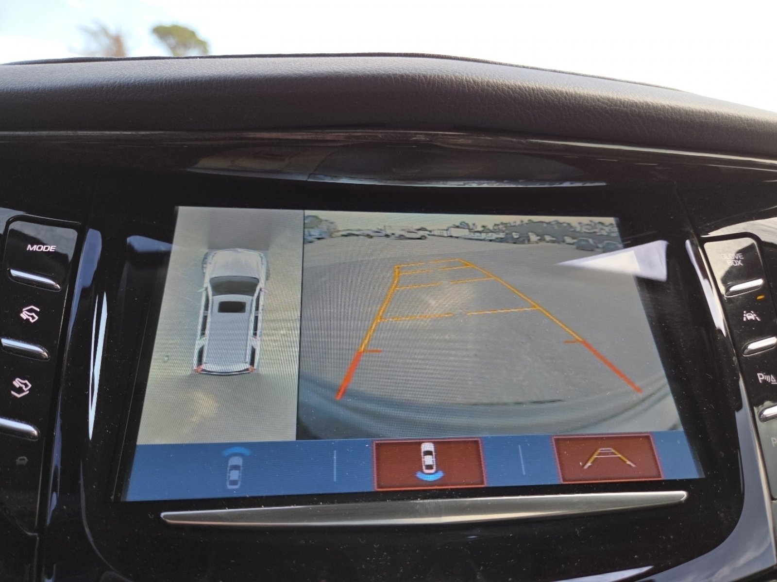 Used 2020 Cadillac Escalade Premium Luxury image 12