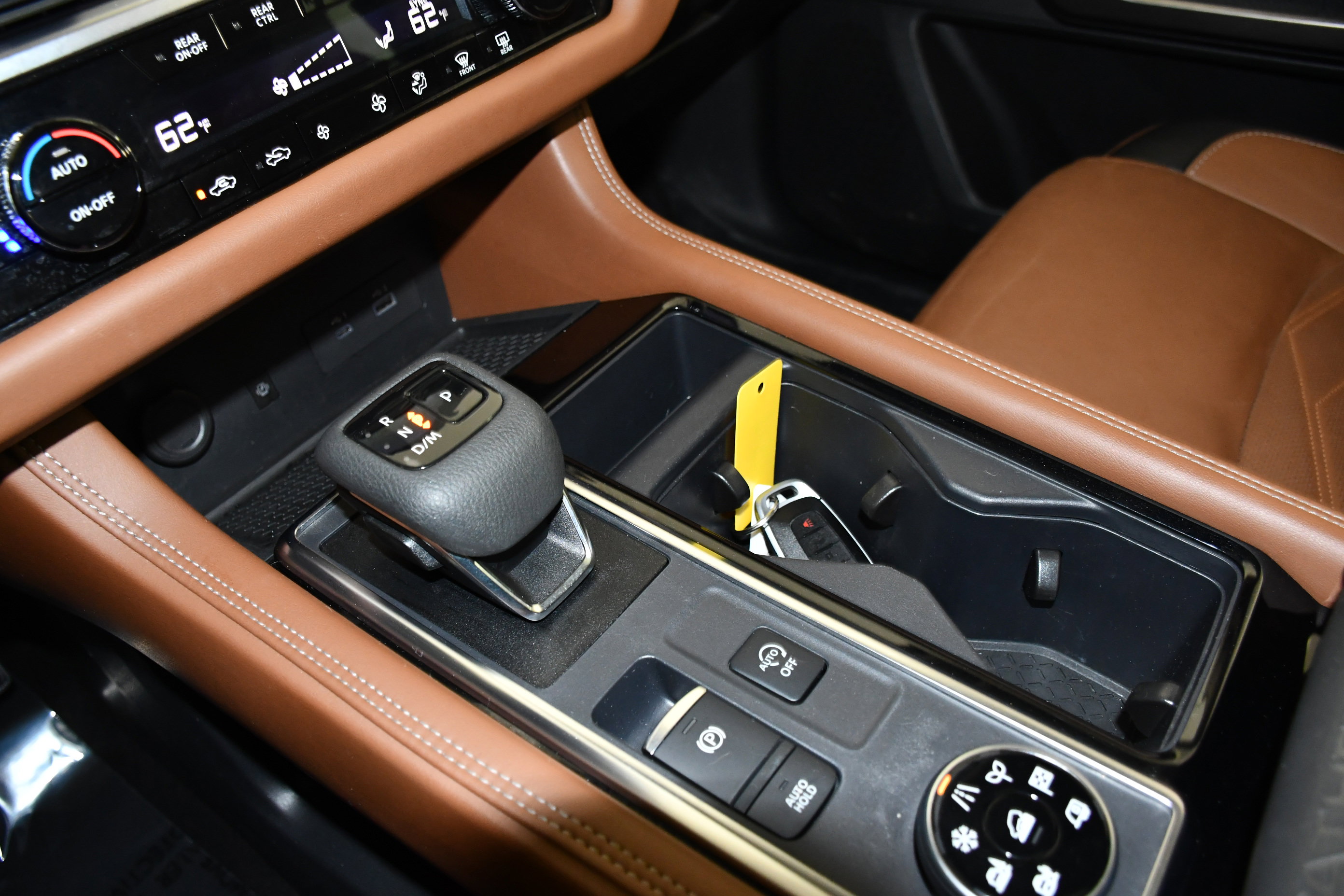 Used 2023 Nissan Pathfinder Platinum image 33