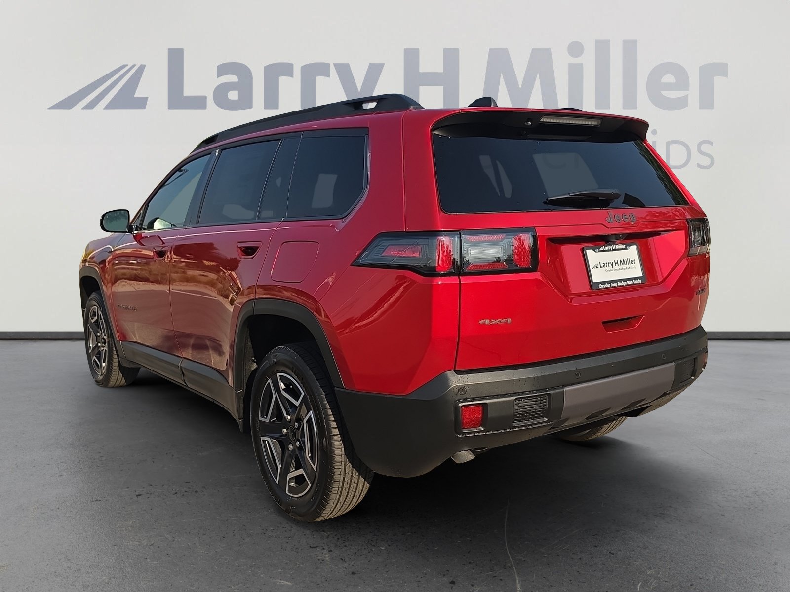 New 2026 Jeep Cherokee Laredo AWD/4WD image 3