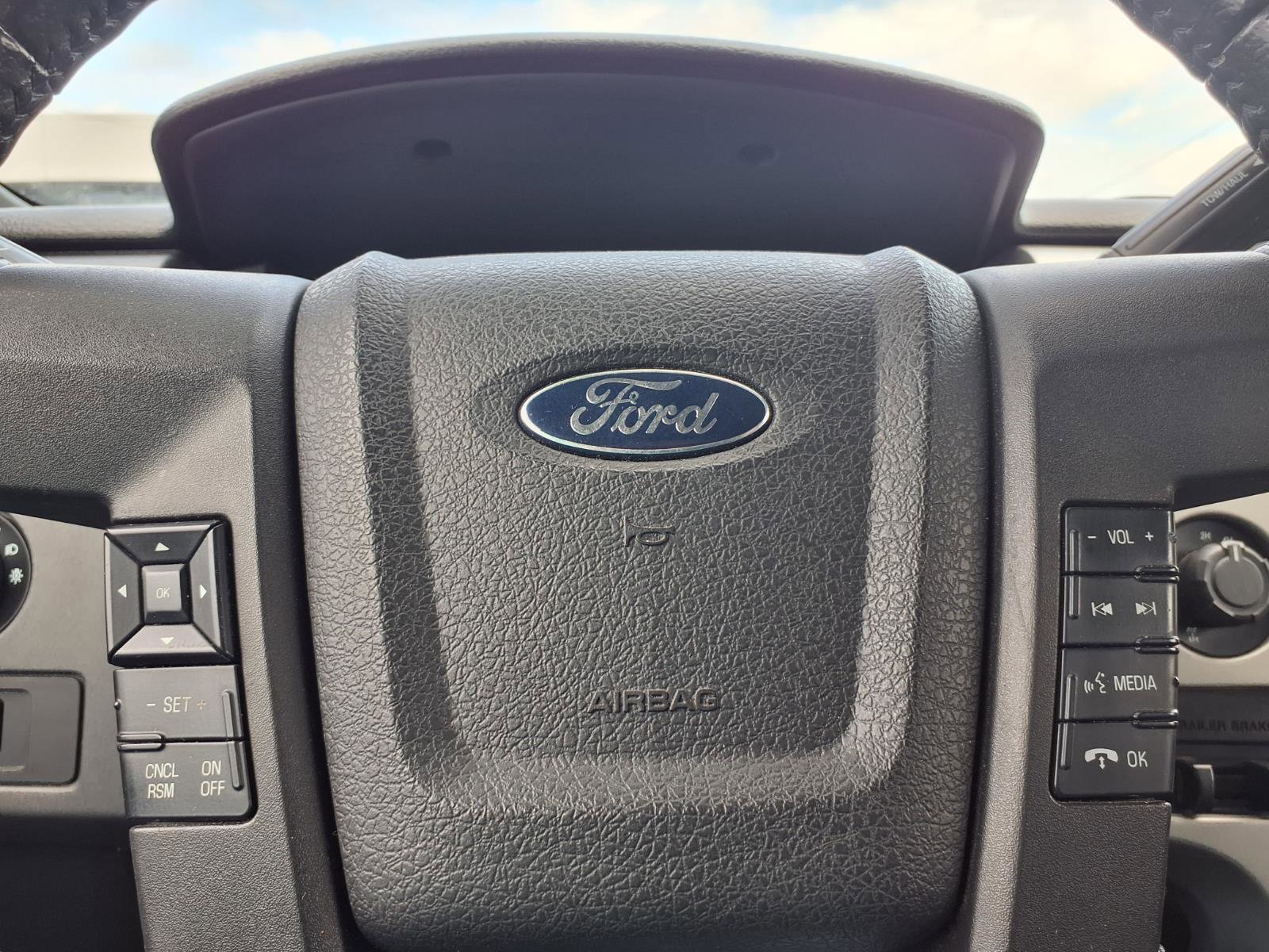 Used 2014 Ford F150 XLT w/ Equipment Group 302A Luxury image 16