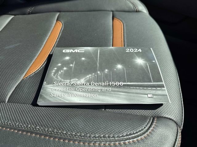 Used 2024 GMC Sierra 1500 AT4 w/ Technology Package image 33