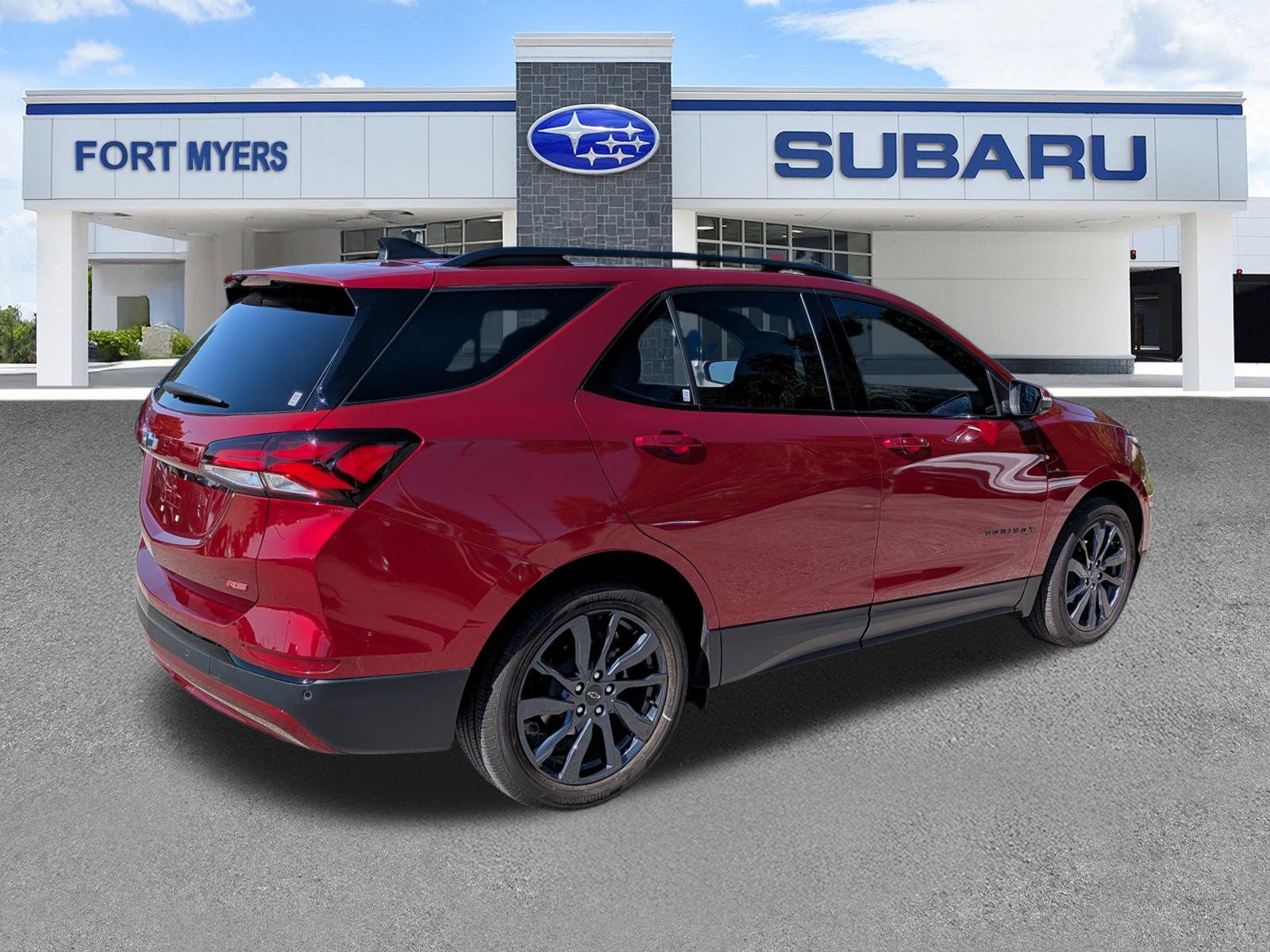 Used 2024 Chevrolet Equinox RS w/ RS Leather Package FWD image 4