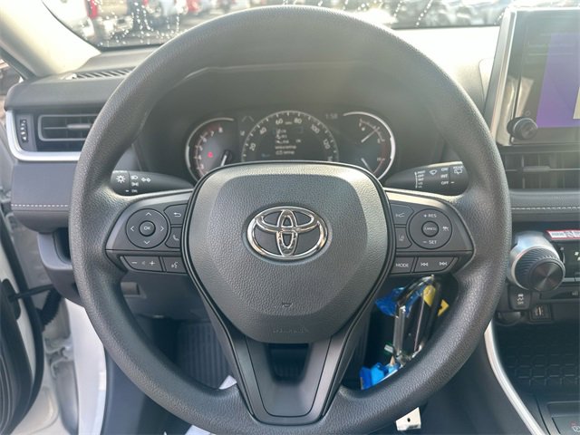 Used 2025 Toyota RAV4 LE image 23