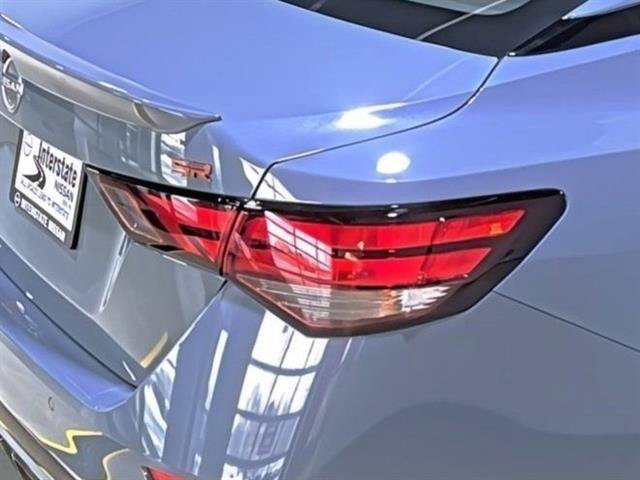 Used 2025 Nissan Sentra SR FWD image 13