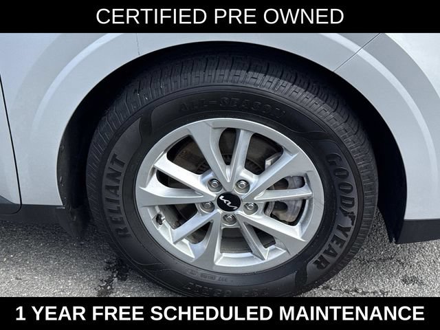 Used 2022 Kia Carnival LX FWD image 7