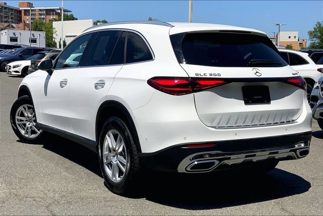 Used 2023 Mercedes-Benz GLC 300 4MATIC image 10