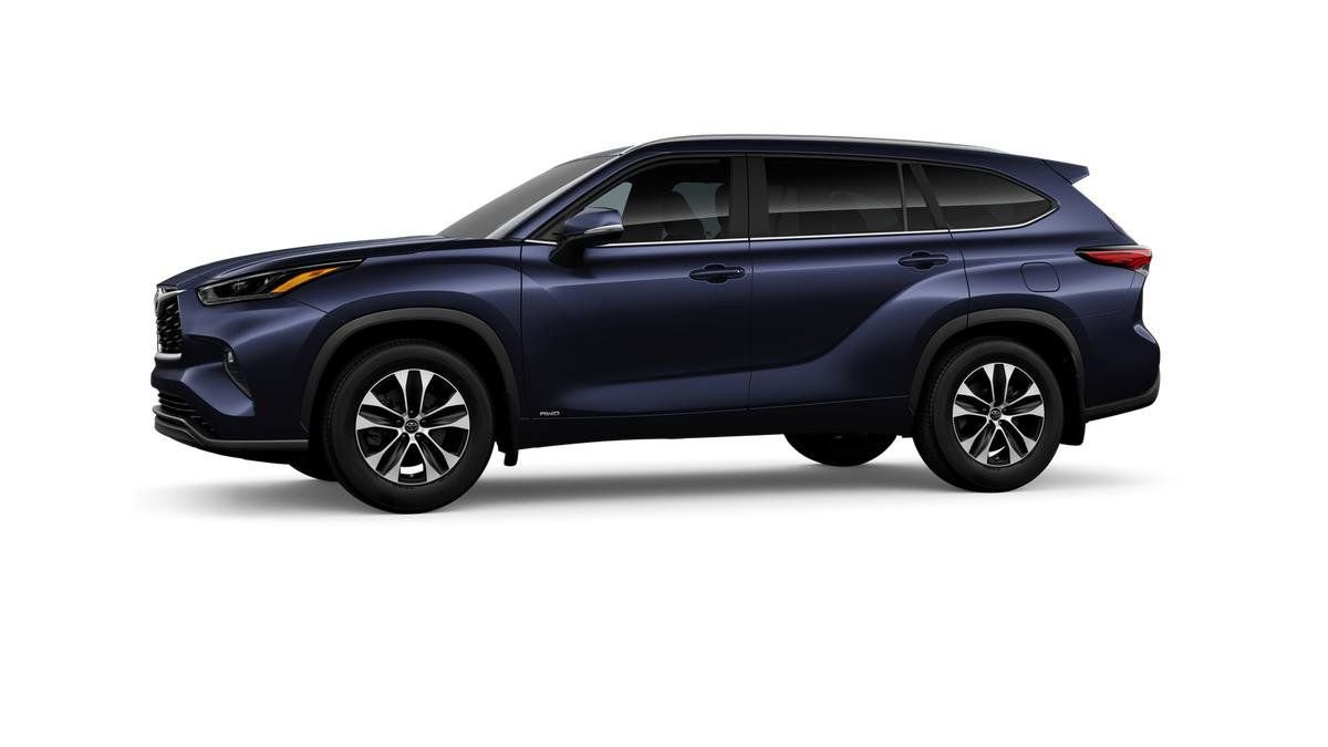 New 2026 Toyota Highlander XLE image 3