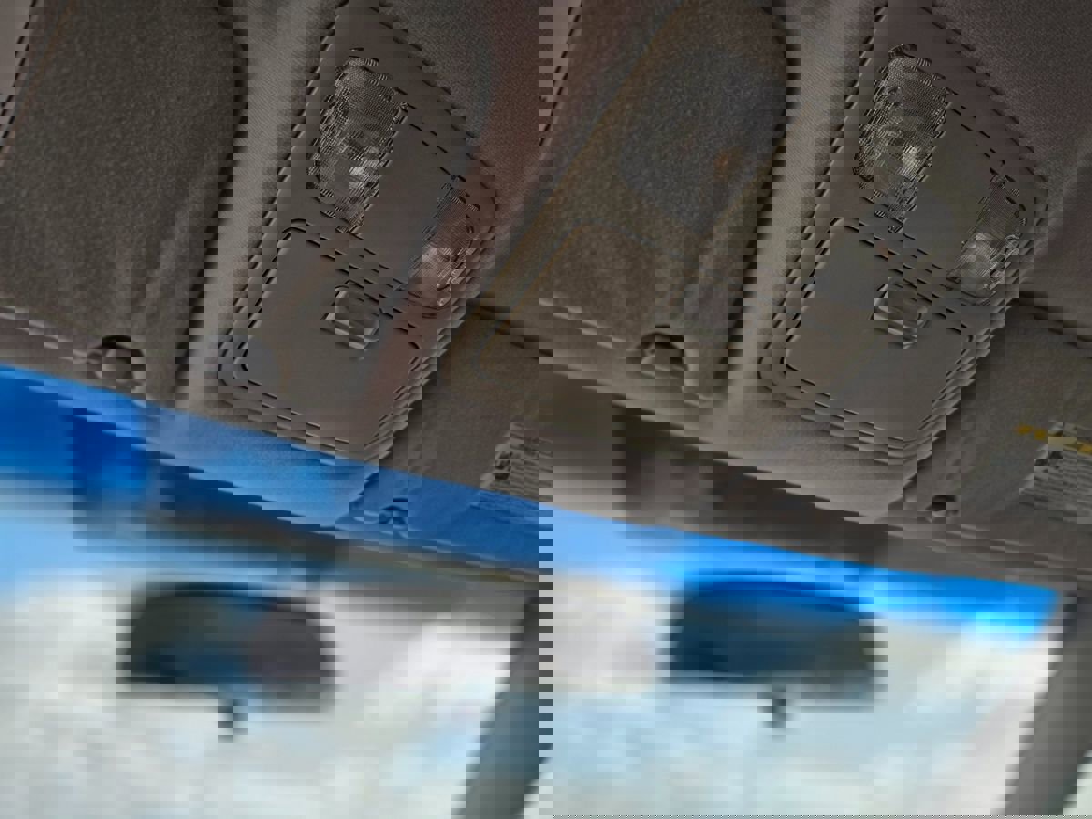 Used 2004 Toyota Camry LE image 32