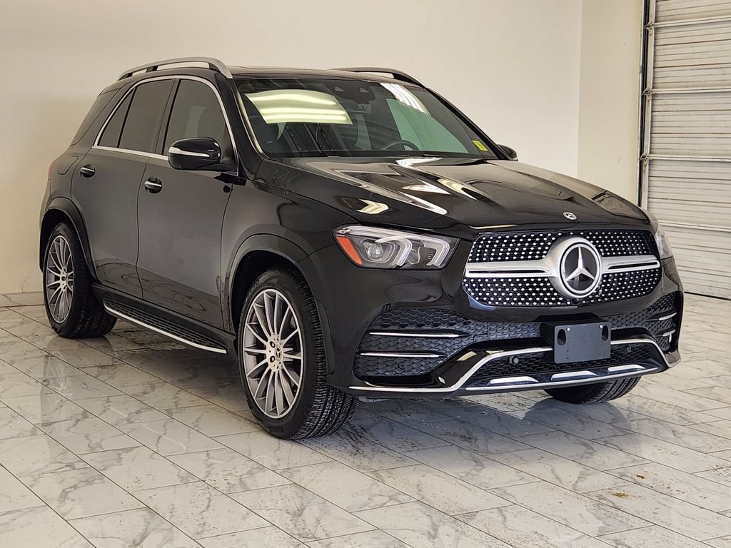 Used 2021 Mercedes-Benz GLE 450 4MATIC image 3