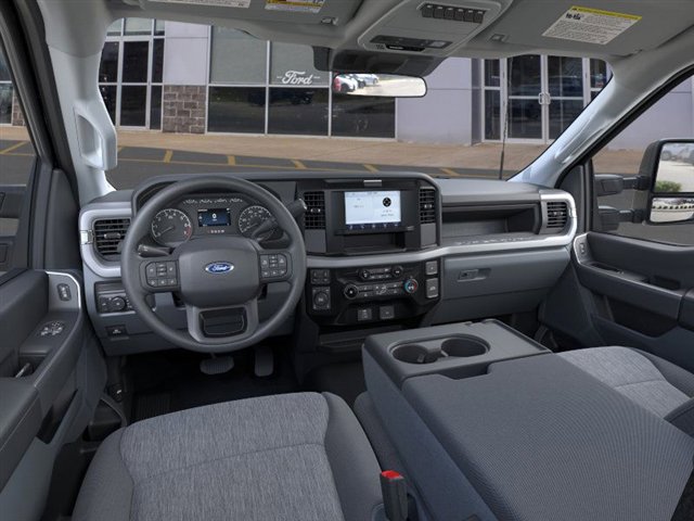New 2026 Ford F250 4x4 Regular Cab Super Duty image 9