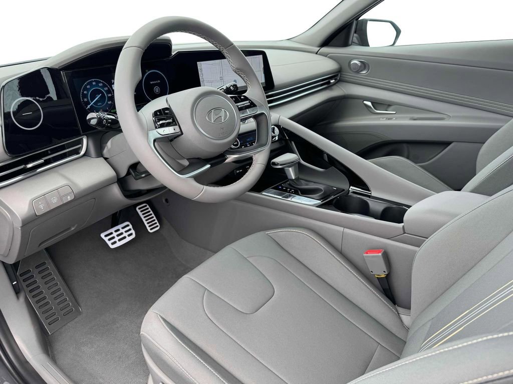 New 2025 Hyundai Elantra SEL FWD image 14