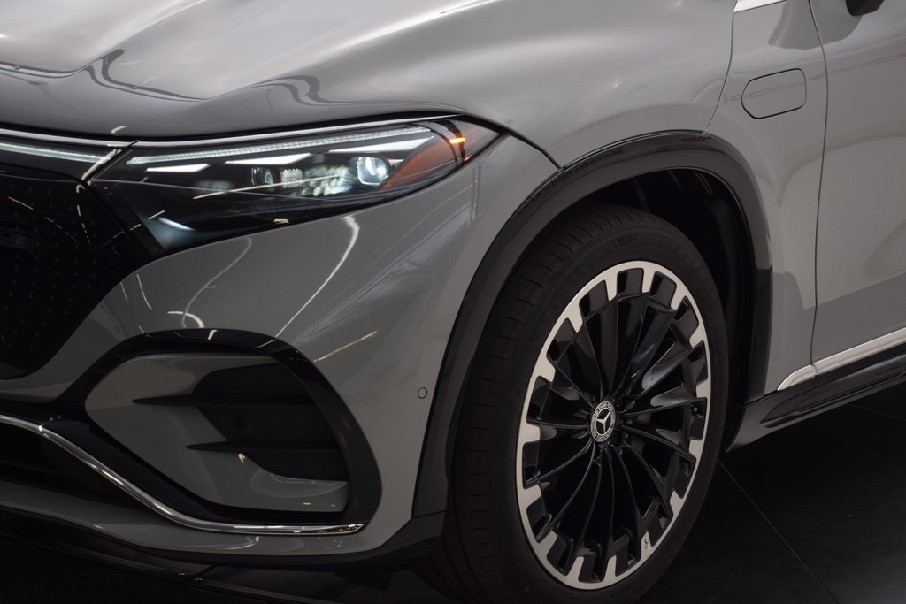 New 2026 Mercedes-Benz EQS 400 4MATIC SUV image 10