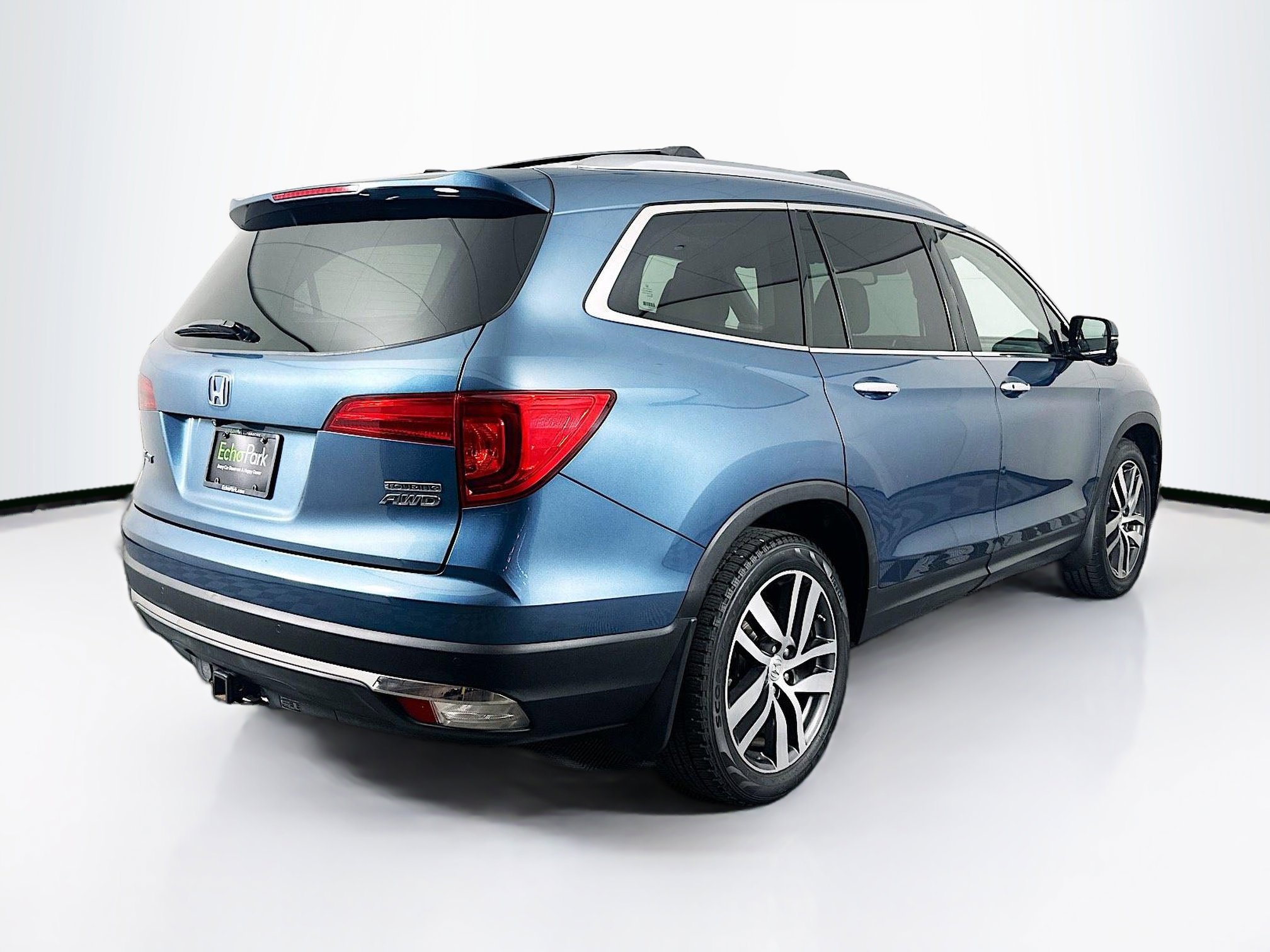 Used 2016 Honda Pilot Touring image 9