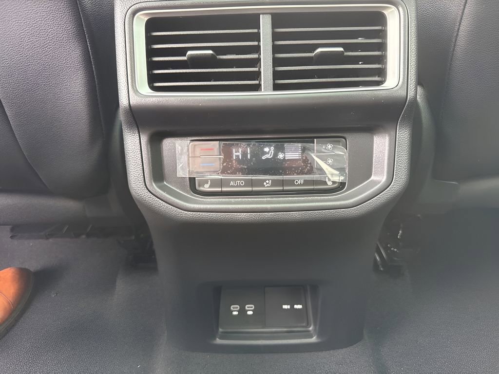 New 2026 Volkswagen Atlas SEL Premium R-Line AWD/4WD image 21