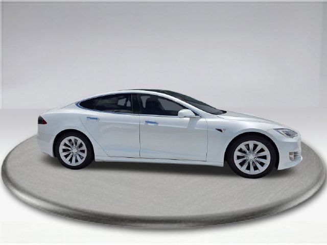Used 2018 Tesla Model S 75D AWD/4WD image 10