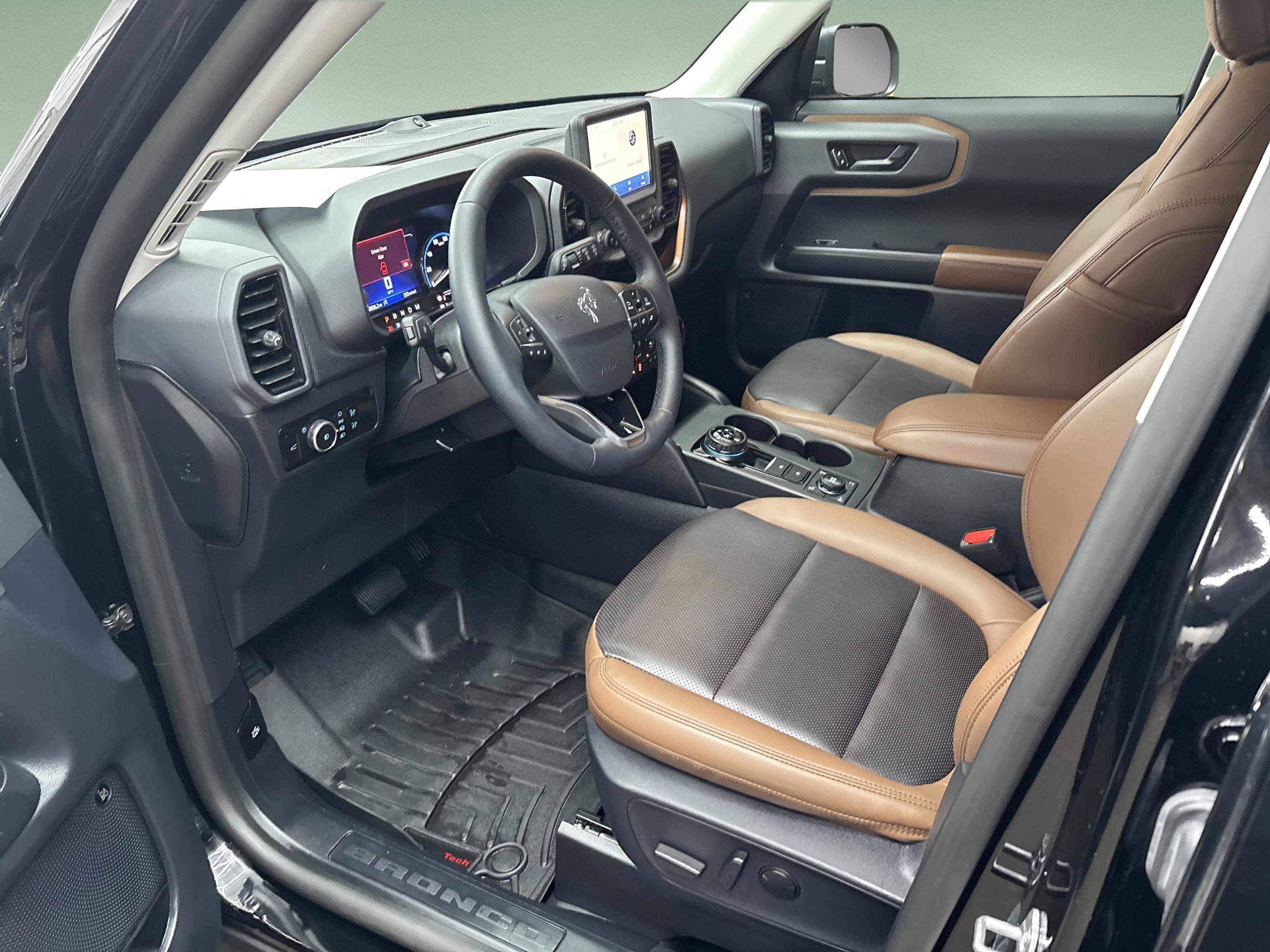 Used 2024 Ford Bronco Sport Badlands w/ Premium Package image 18