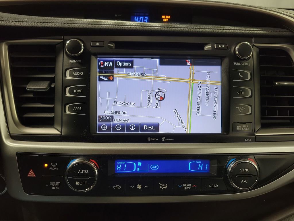 Used 2015 Toyota Highlander XLE image 19