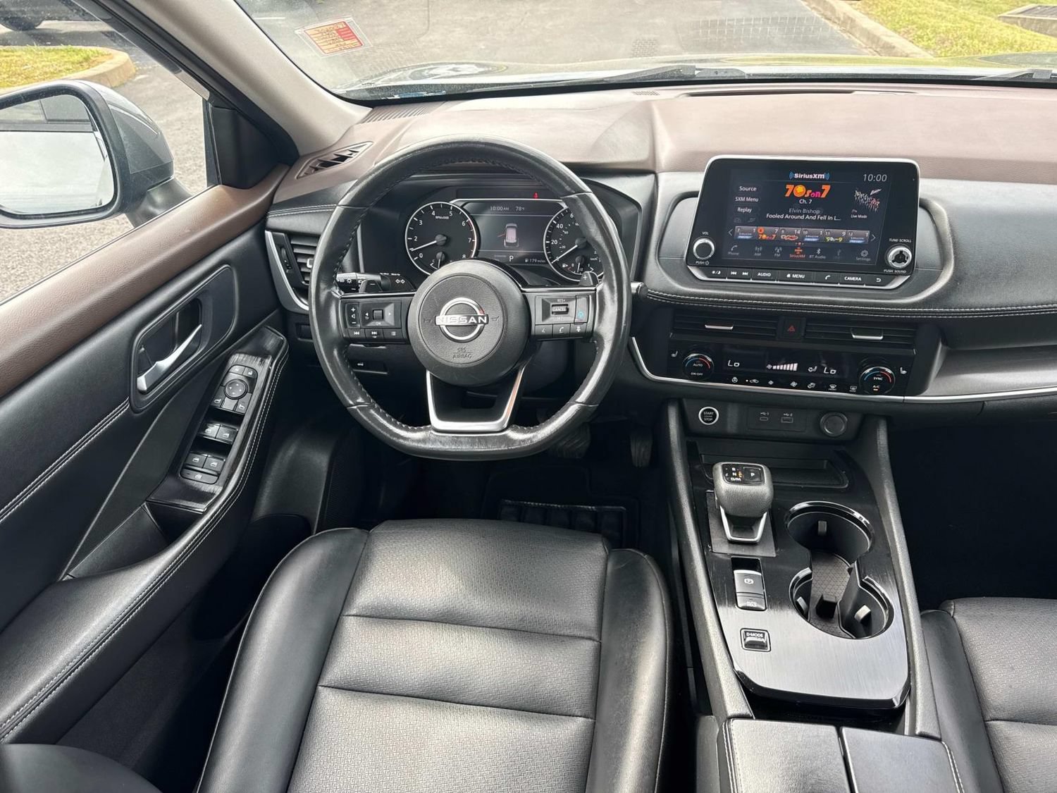 Used 2023 Nissan Rogue SV w/ SV Premium B Package FWD image 20