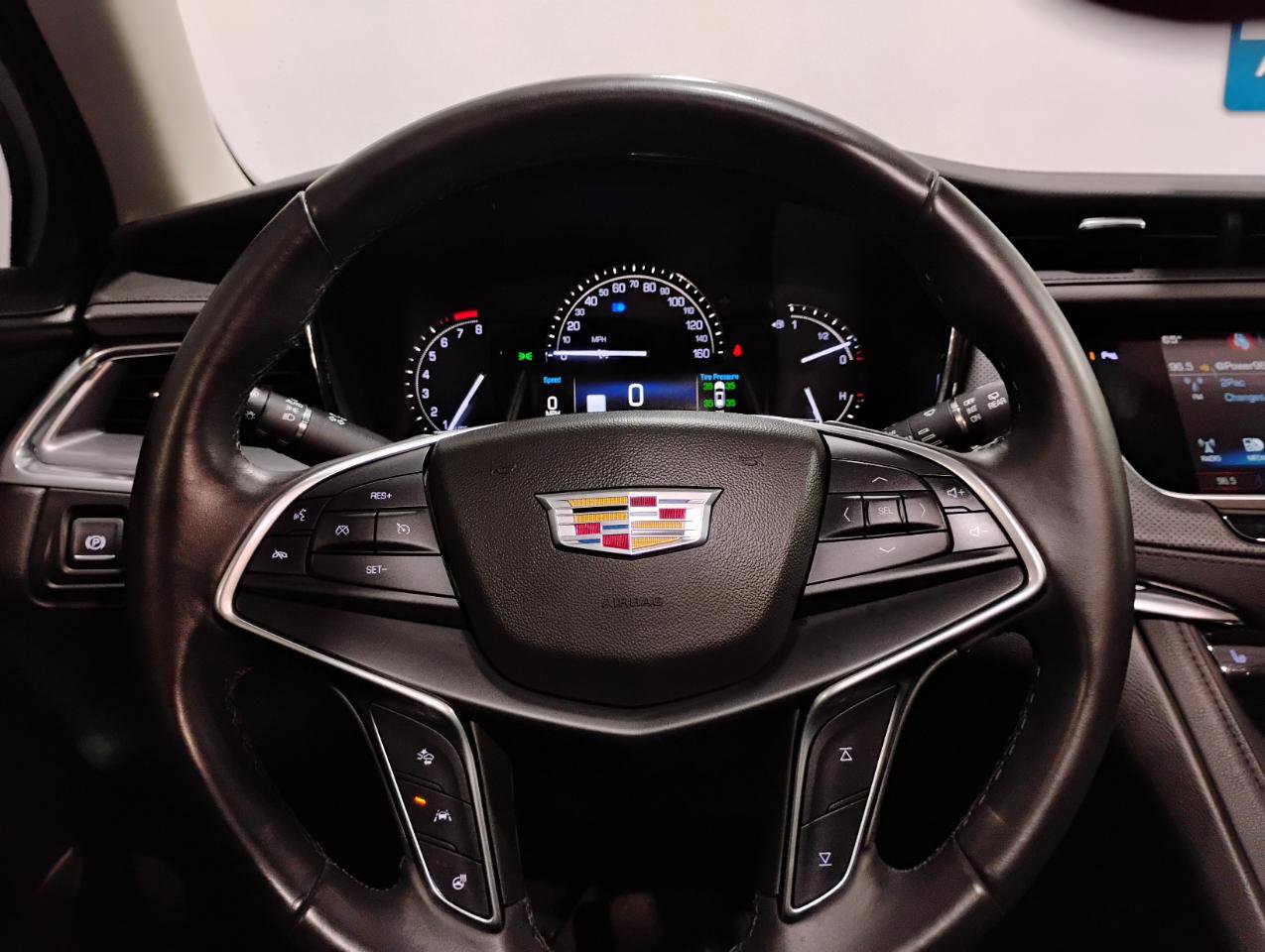Used 2018 Cadillac XT5 Luxury w/ Driver Awareness Package image 80