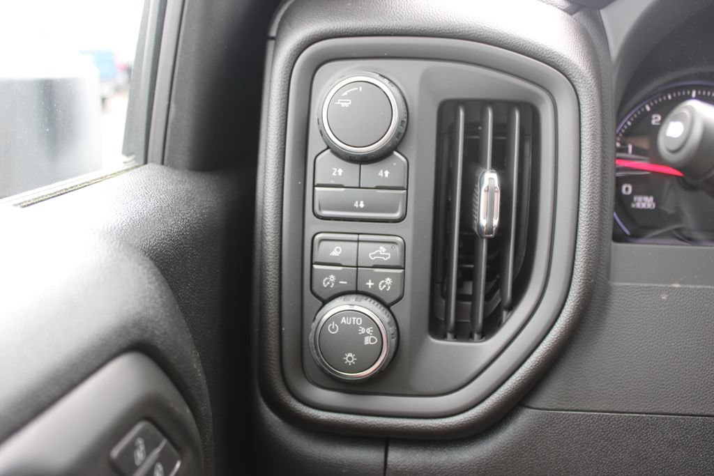 New 2026 Chevrolet Silverado 2500 Custom w/ Custom Value Package AWD/4WD image 40