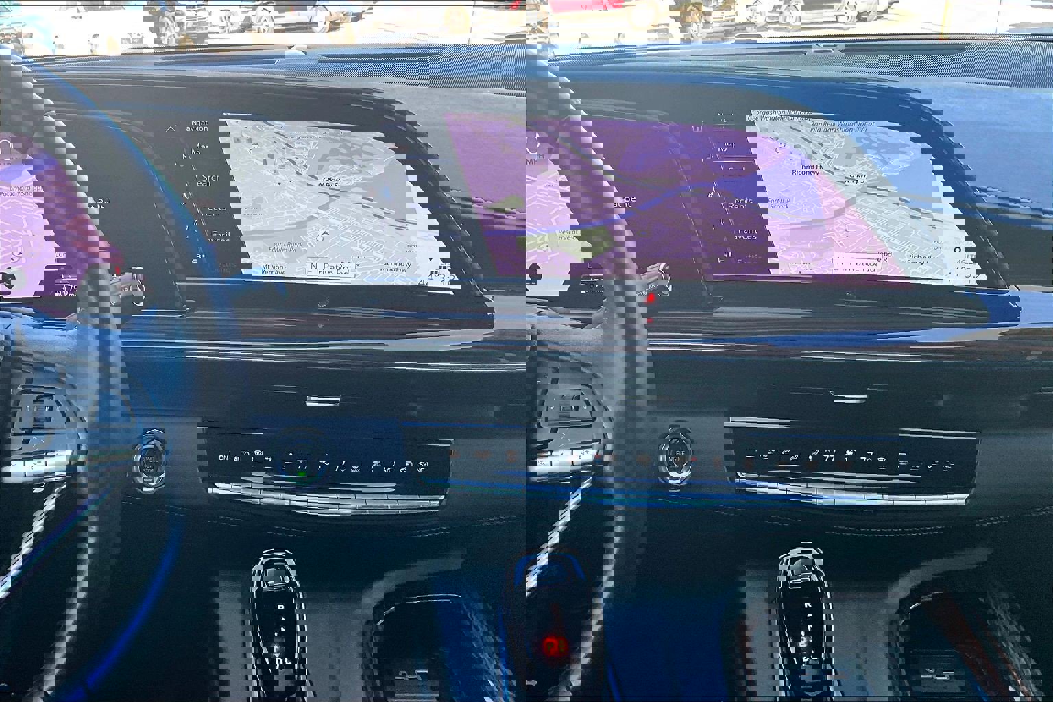 Used 2024 Cadillac Escalade ESV Premium Luxury image 6