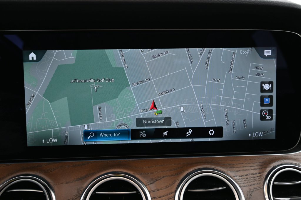Used 2023 Mercedes-Benz E 350 4MATIC Sedan image 23