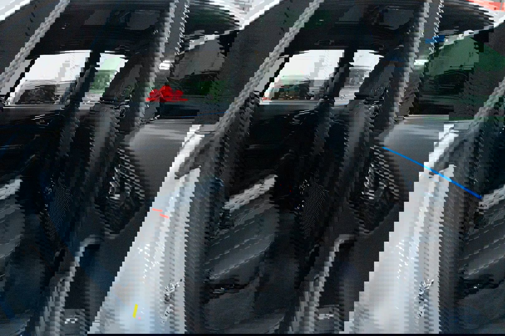 Used 2019 Audi Q8 Prestige w/ Towing Package image 25