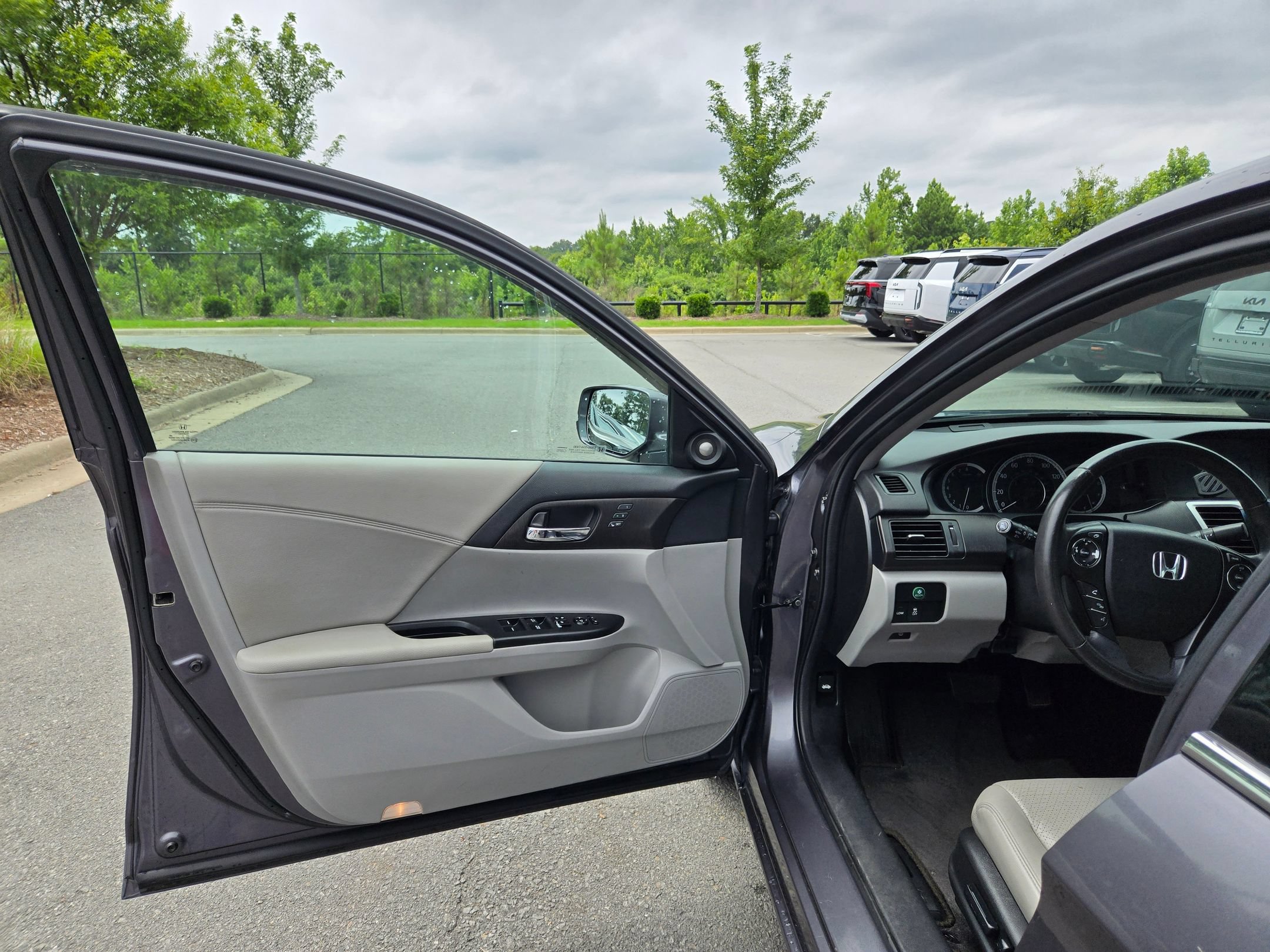 Used 2013 Honda Accord EX-L image 20