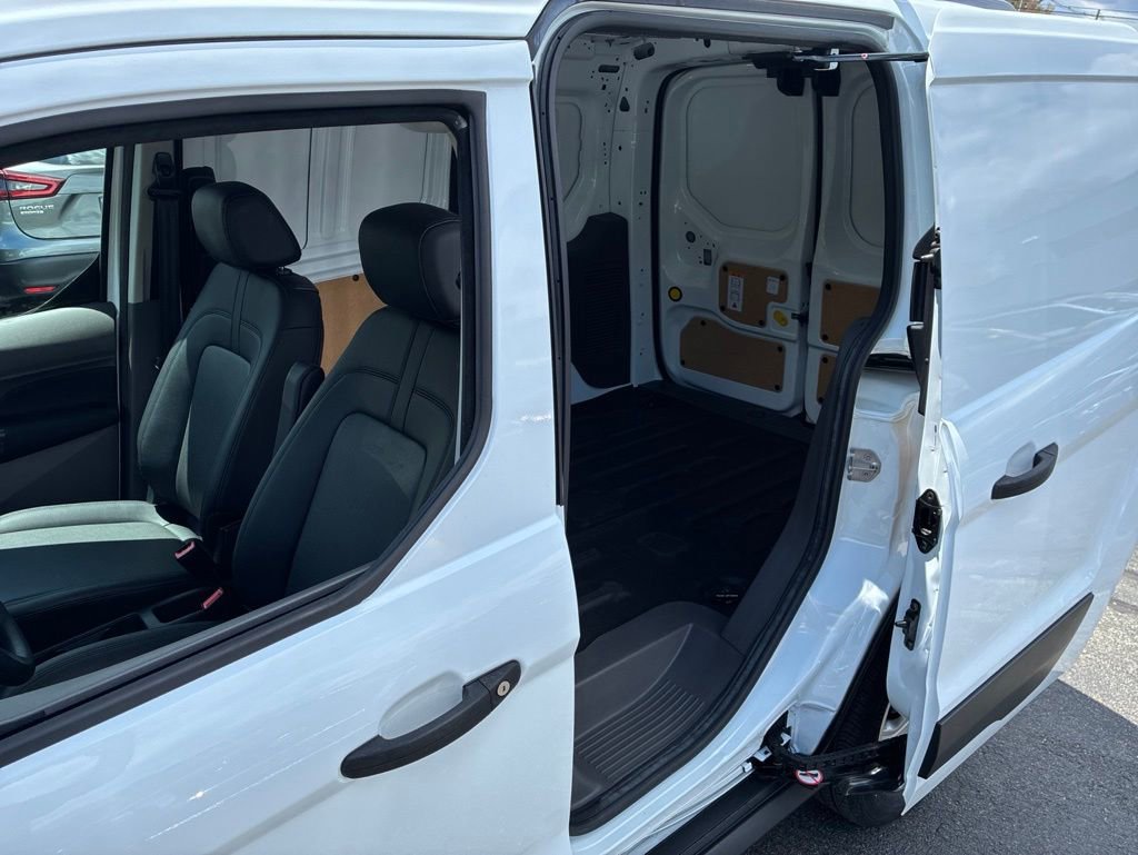 Used 2023 Ford Transit Connect XL FWD image 25