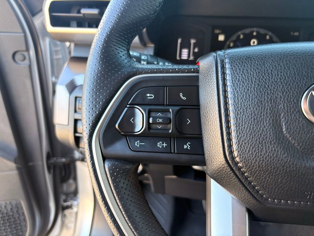 Used 2025 Toyota 4Runner SR5 image 20