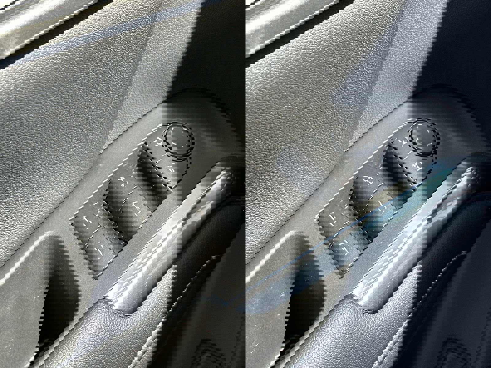 Certified 2025 Chevrolet Traverse LT w/ Enhanced Driving Package image 15