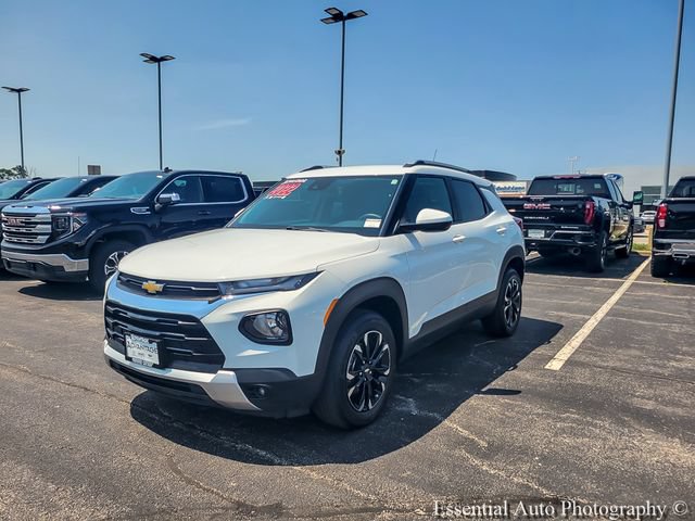 Certified 2022 Chevrolet TrailBlazer LT w/ Convenience Package AWD/4WD image 8