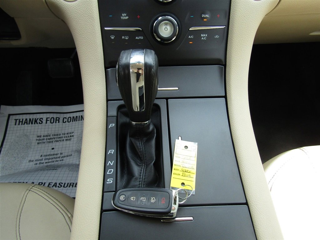 Used 2016 Ford Taurus SEL w/ Equipment Group 201A image 29