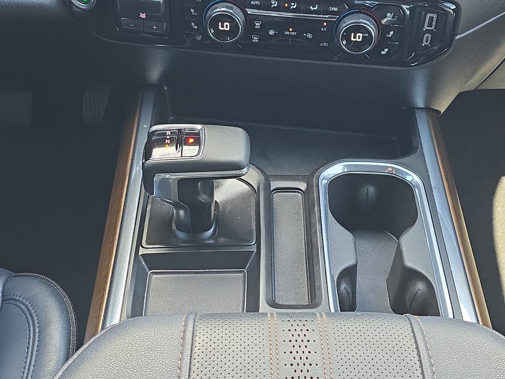 Certified 2024 Chevrolet Silverado 1500 High Country image 26