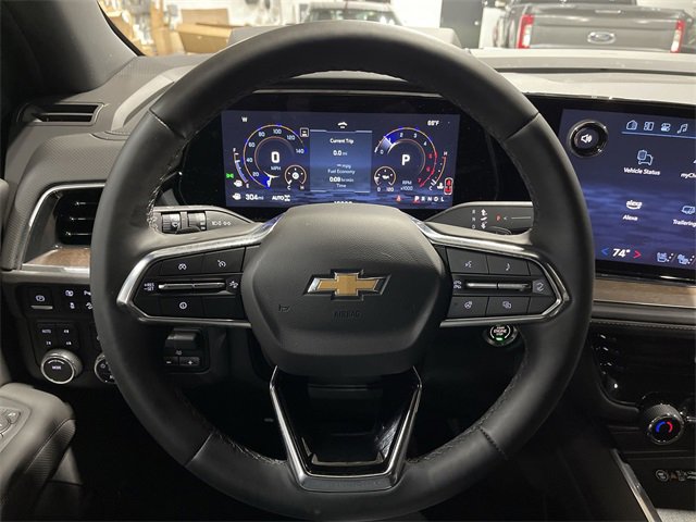 Used 2025 Chevrolet Tahoe High Country w/ Sun And Tow Package image 15