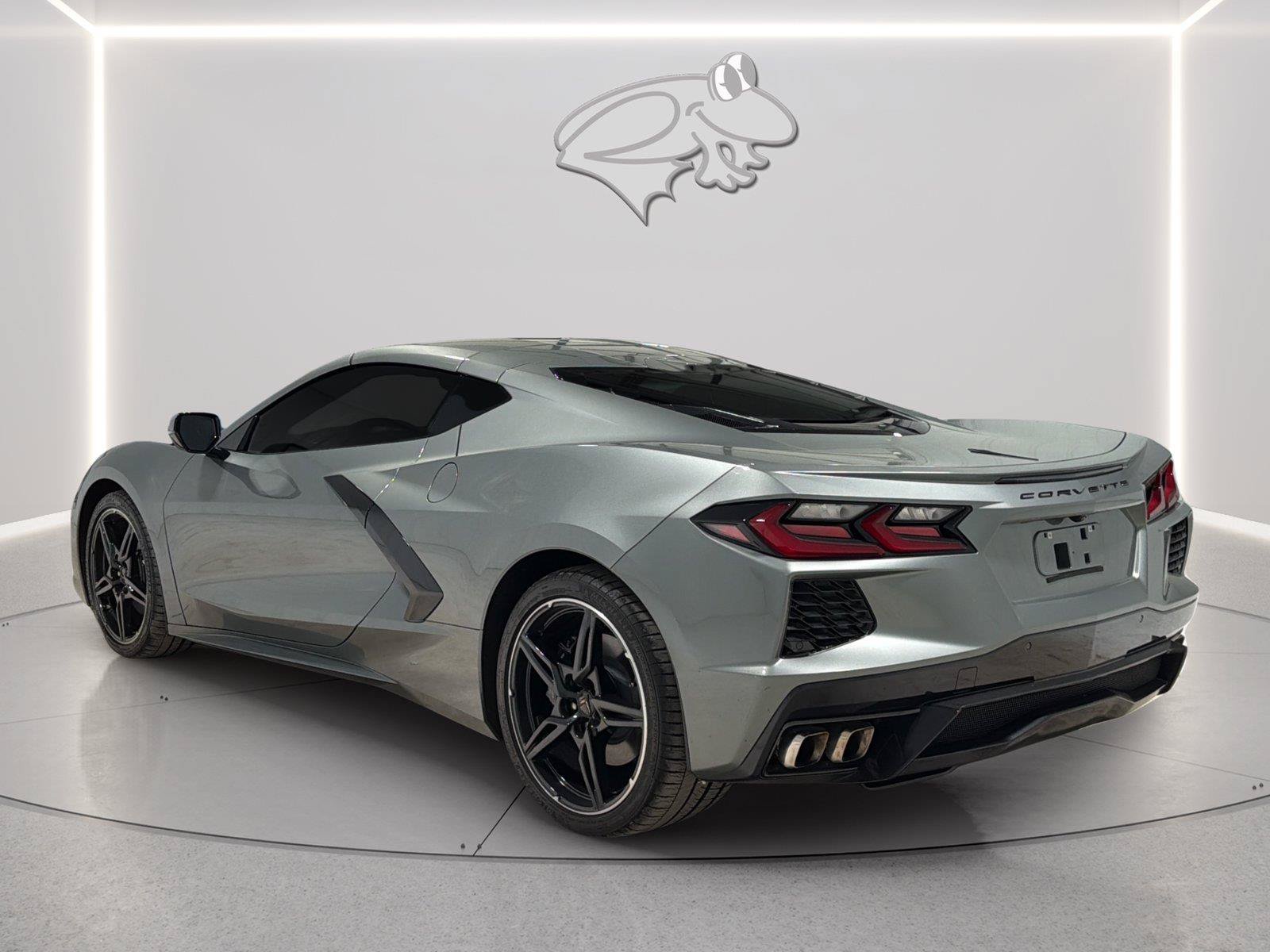 Used 2024 Chevrolet Corvette Stingray Coupe w/ 1LT RWD image 3