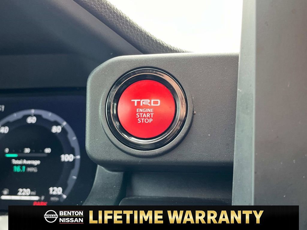 Used 2025 Toyota Tacoma TRD Off-Road image 40