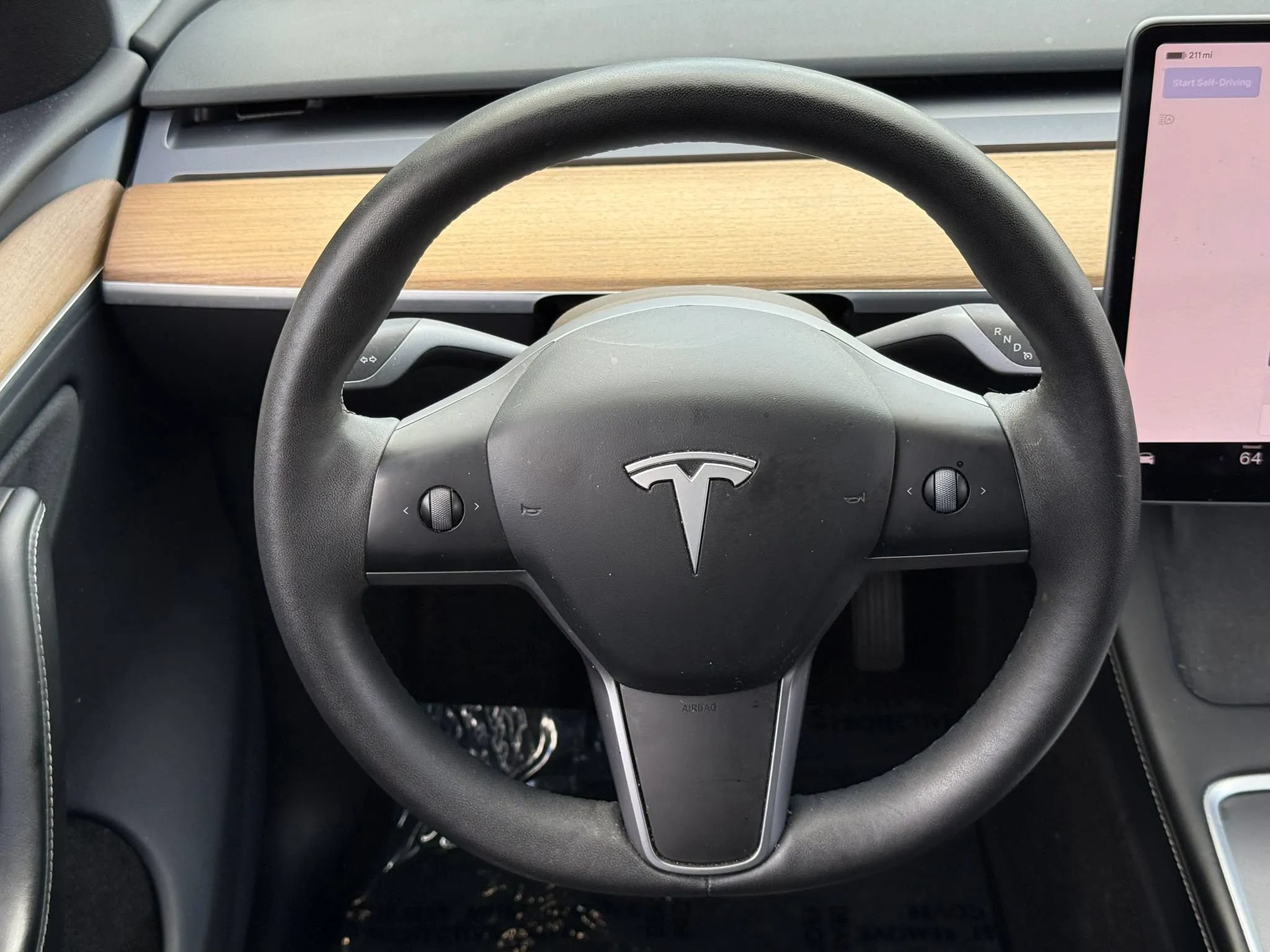 Used 2024 Tesla Model Y Long Range AWD/4WD image 17