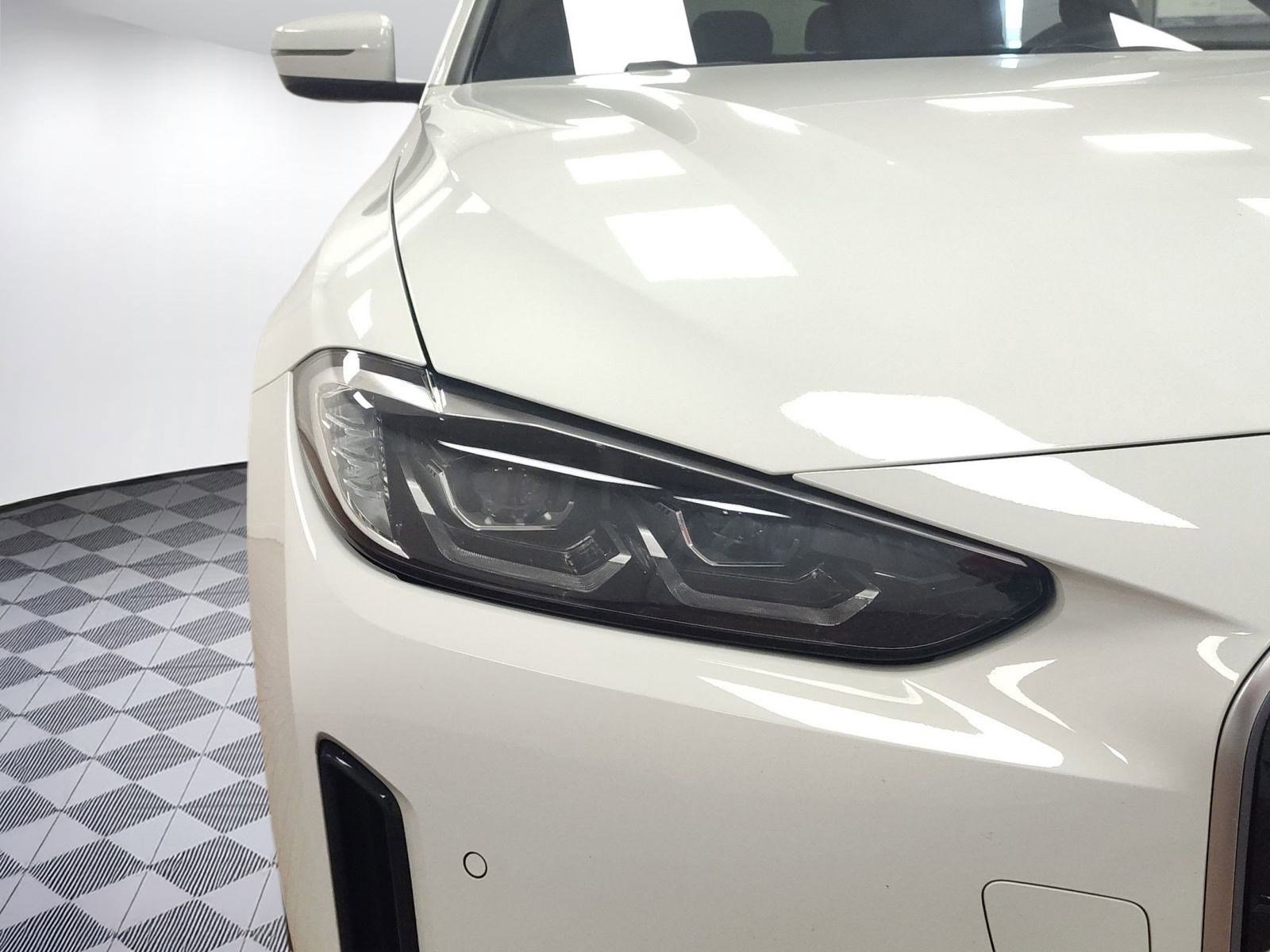 Used 2023 BMW i4 eDrive35 w/ Premium Package image 10