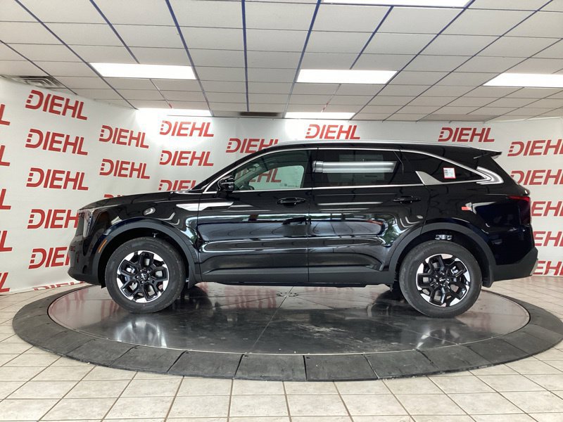 New 2026 Kia Sorento S AWD/4WD image 4
