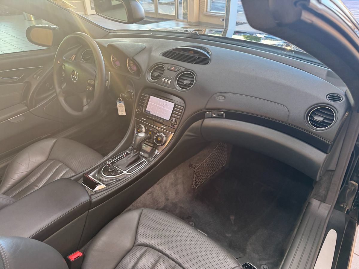 Used 2005 Mercedes-Benz SL 55 AMG image 21