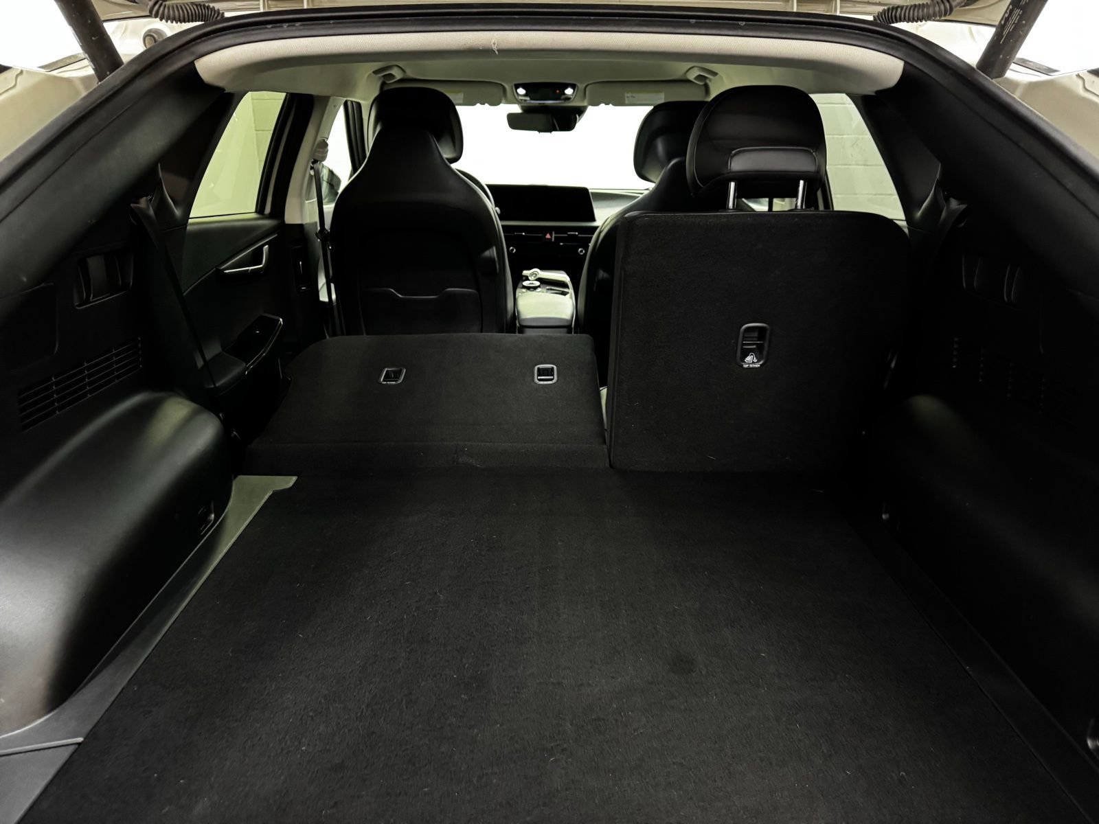 Used 2022 Kia EV6 Wind image 34