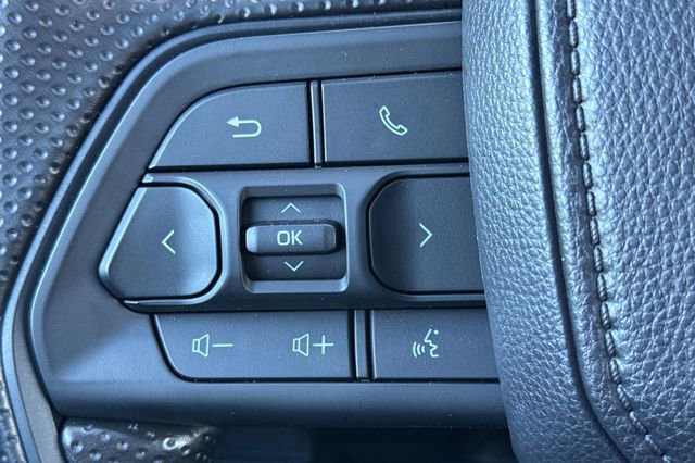 Used 2025 Toyota Tacoma SR5 image 36